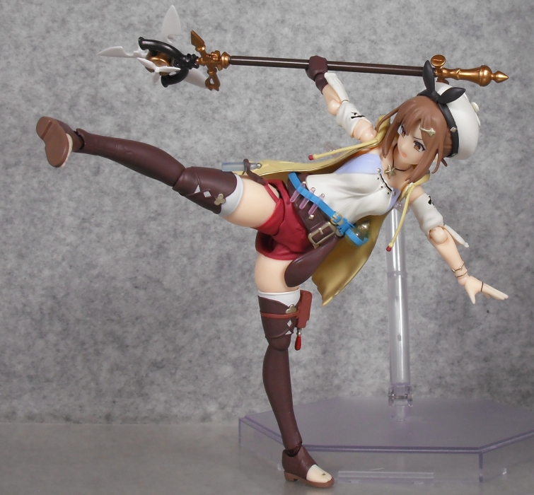 figma 「ライザリン・シュタウト」 レビュー