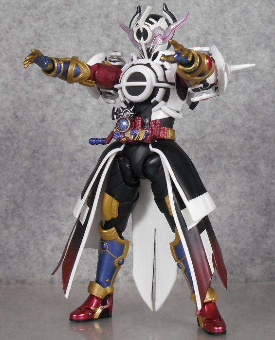 S.H.Figuarts 「仮面ライダーエボル ブラックホールフォーム（フェーズ