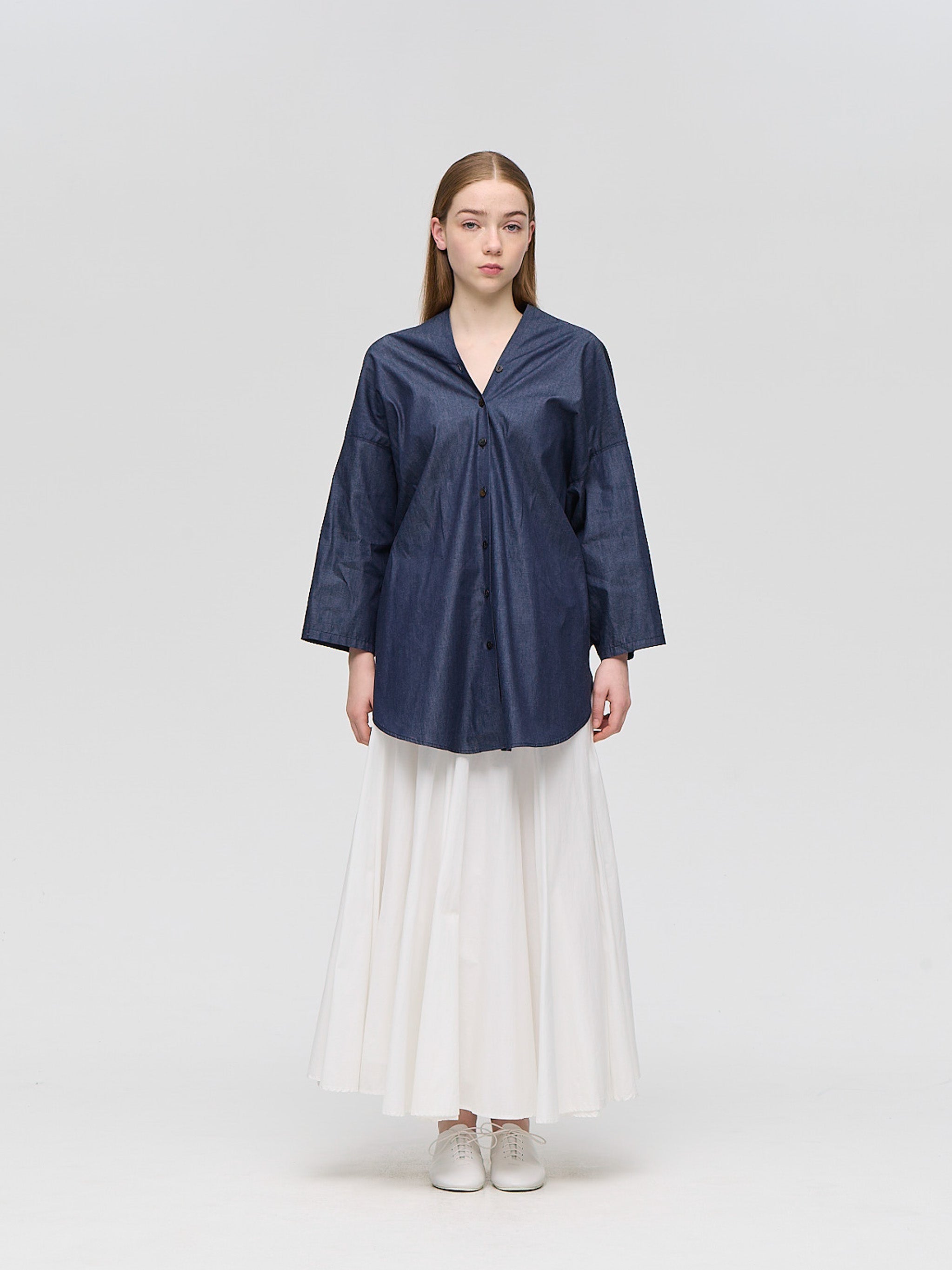 V neck denim shirt | 1-230156 – mizuiro ind