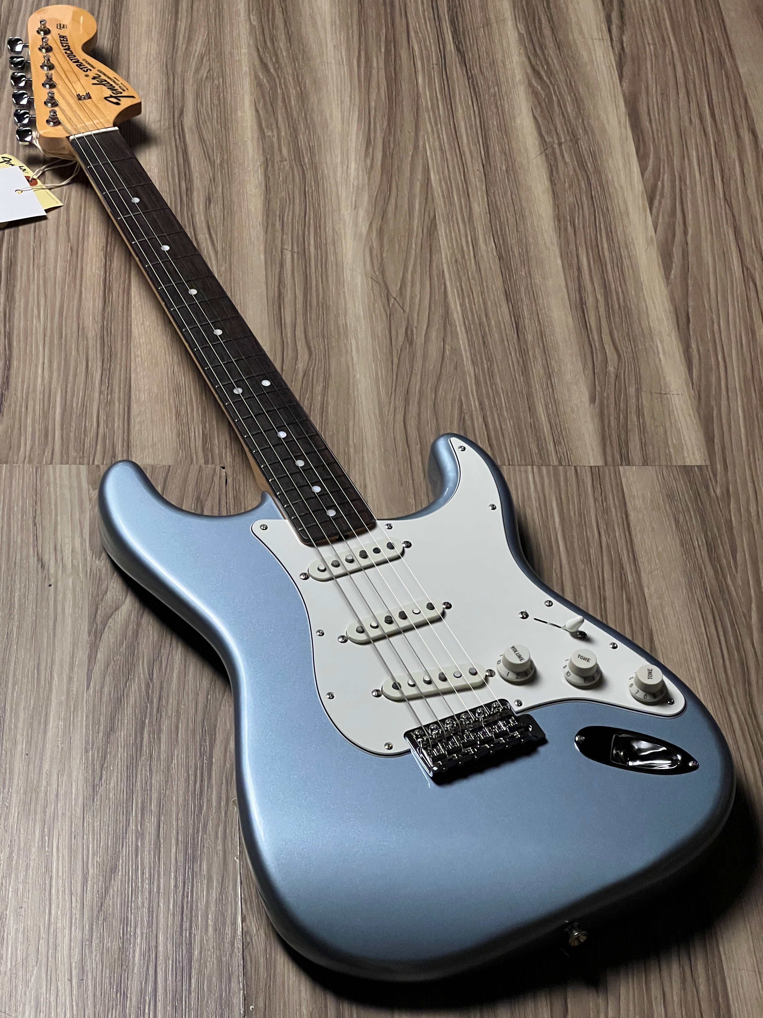 Fender FSR MIJ Traditional Late 60s Stratocaster with RW FB in Ice