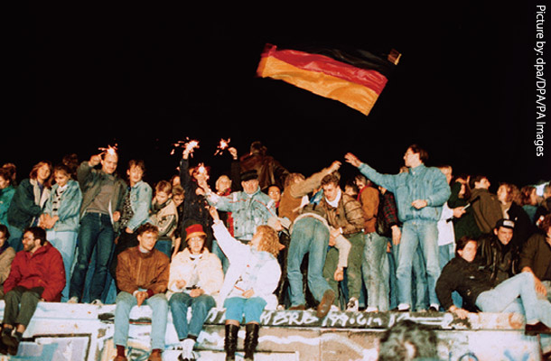 ベルリンの壁崩壊35周年記念特集：ベルリンの壁崩壊後のドイツで「見え