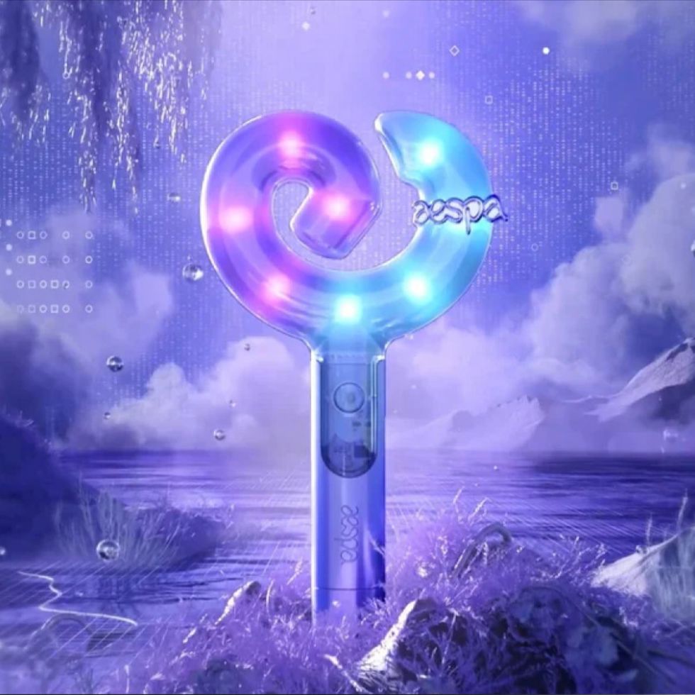 AESPA - OFFICIAL FANLIGHT VER.2