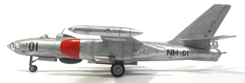 タミヤ 1/100 イリューシン IL-28ビーグル: DTP…ってすでに死語？