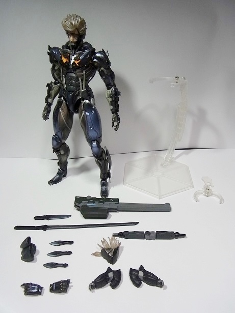 レビュー:プレイアーツ改 雷電 (メタルギア ライジングリベンジェンス