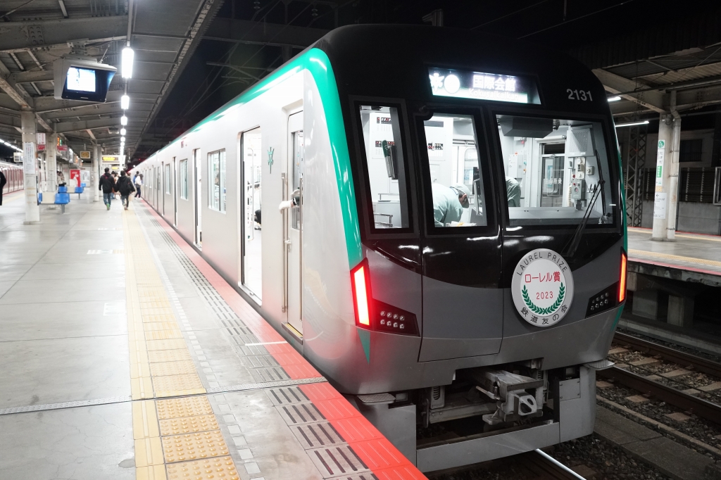 速報】大阪メトロ400系、初のローレル賞を受賞！ | Osaka-Subway.com
