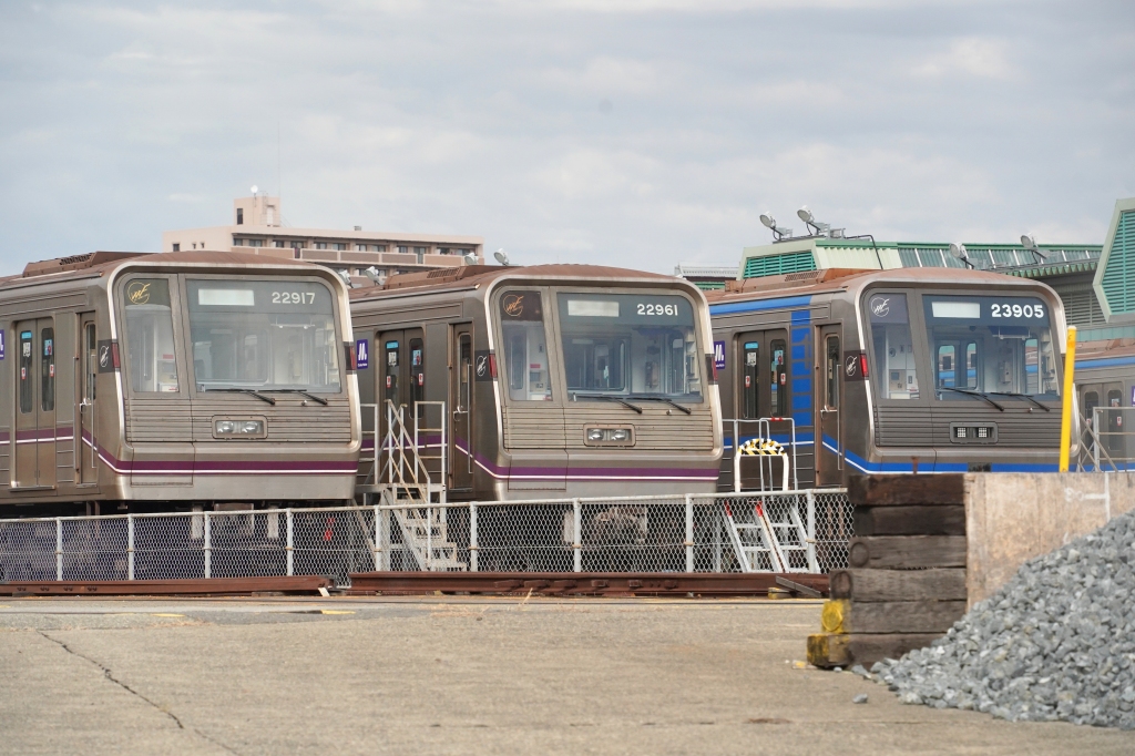 緑木検車場に22系2本が留置中…廃車準備？ | Osaka-Subway.com
