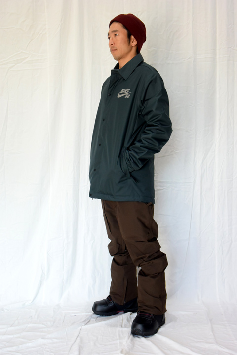 保温力と耐水性に優れたNIKE SB アシスタントコーチジャケット – A-BONY