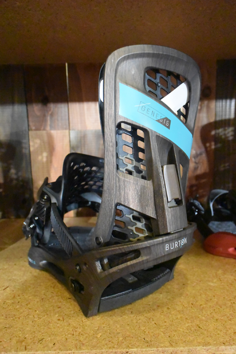 17/18モデル BURTON GENESIS – A-BONY