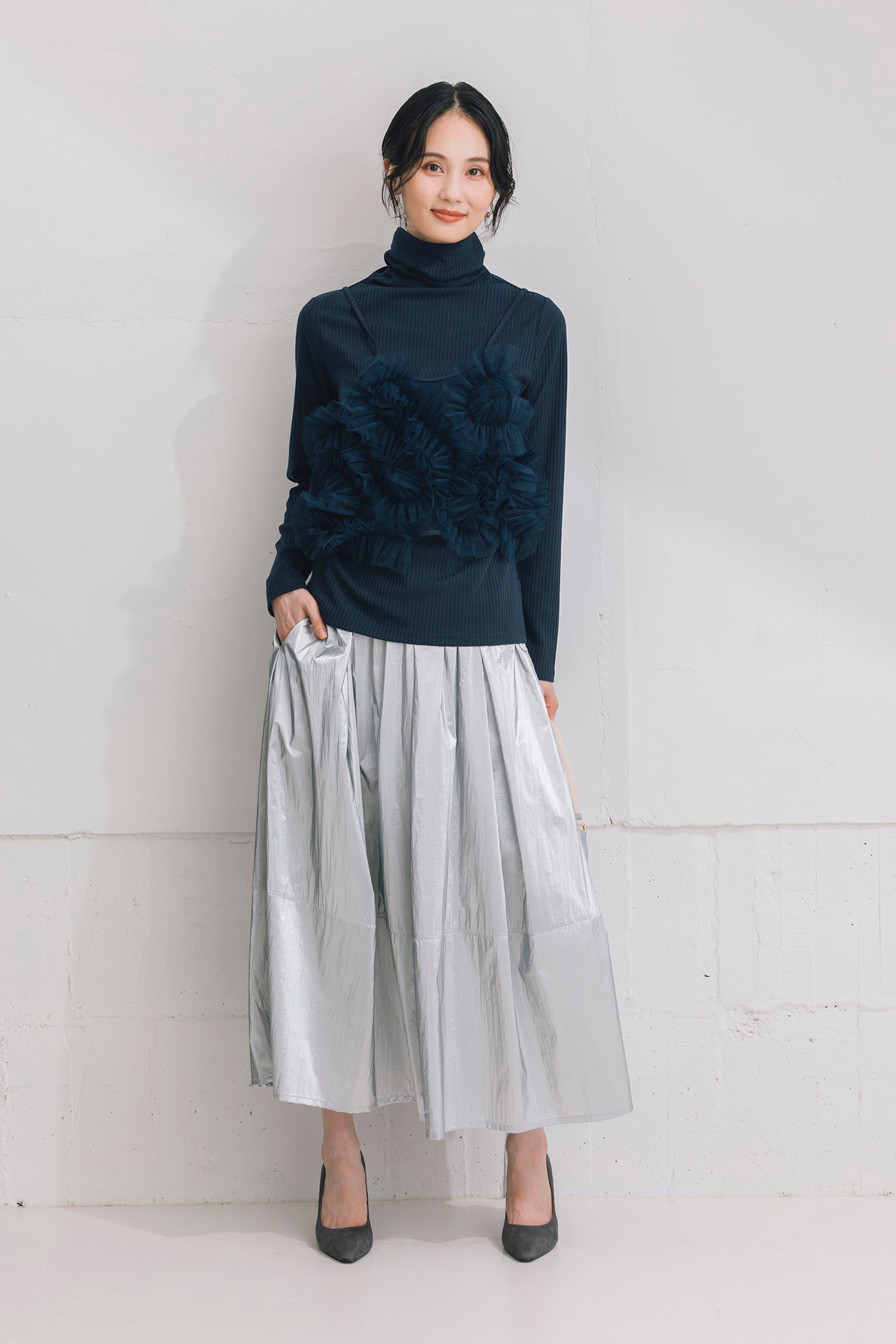 シャイニーロングスカート NS-258 – ATELIER N'S