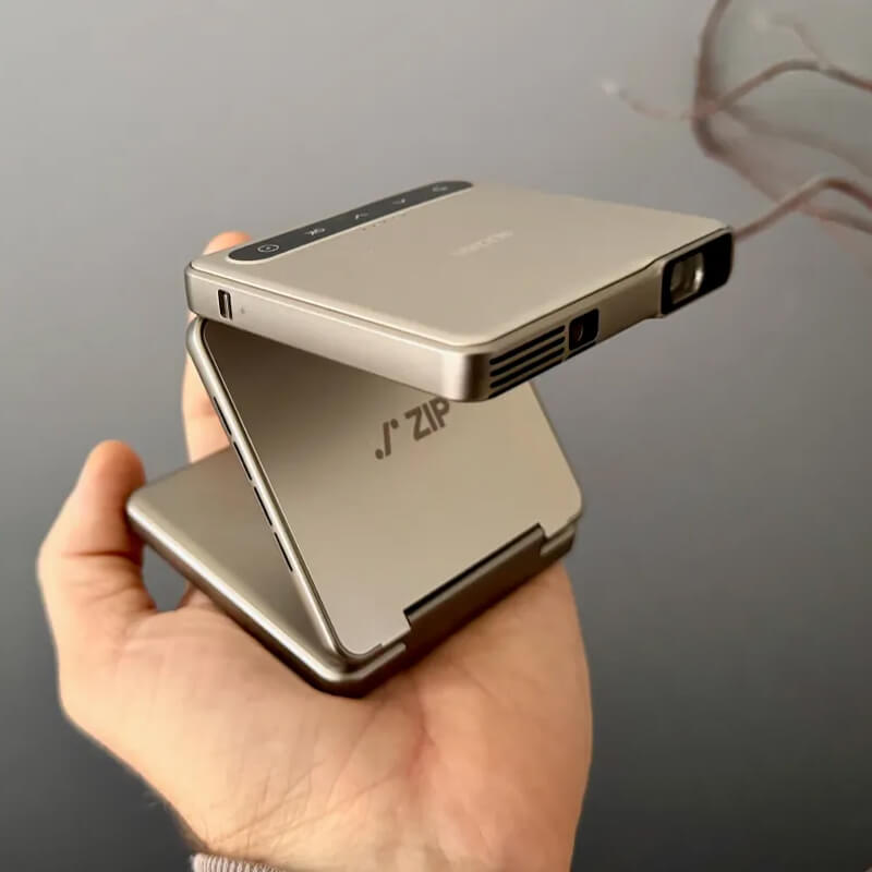Aurzen ZIP Tri-Fold Projector Review: Mirror Anything (Without DRM)