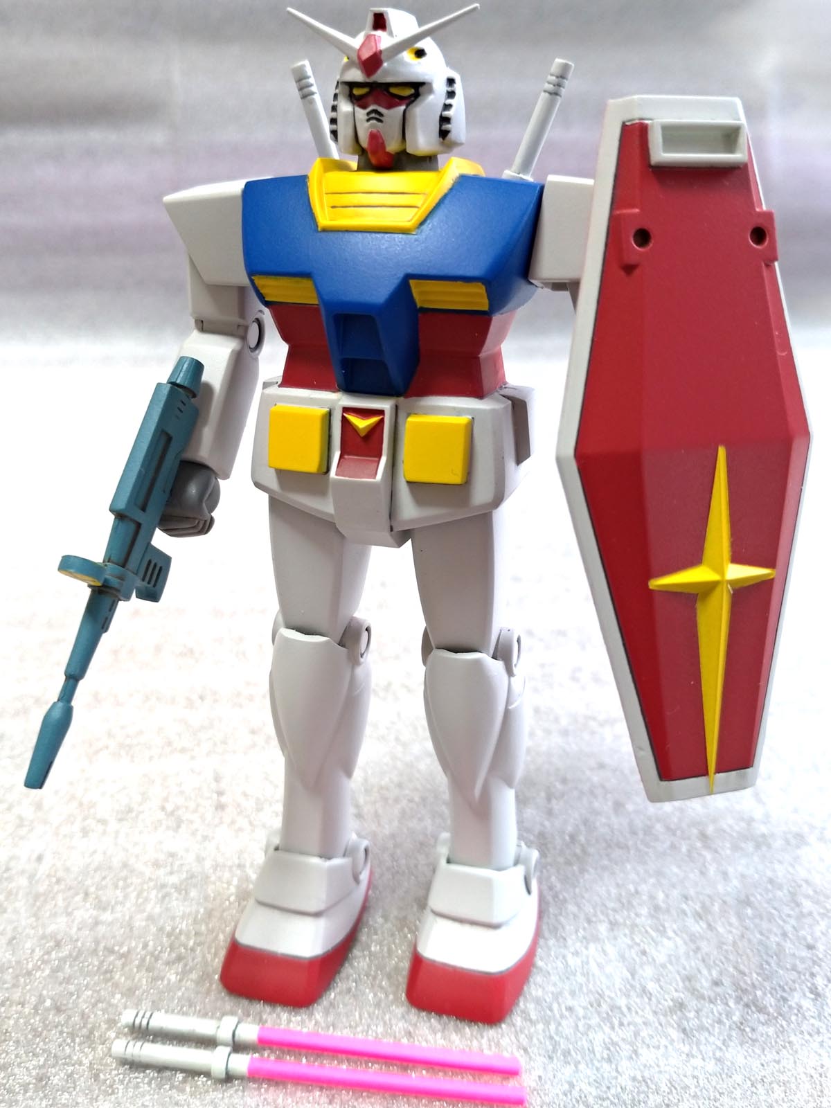 旧キット ガンダム RX-78 1/144 全塗装済 完成品 | 万丈 一致