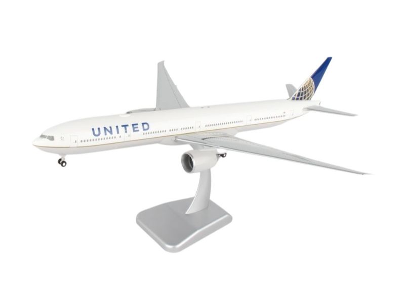 United Airlines B-777-300ER Airplane Model With Gear 1/200 Scale