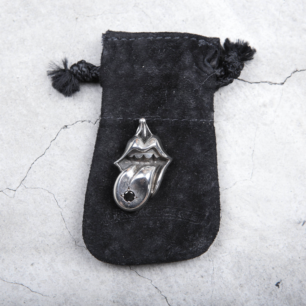 Chrome Hearts X Rolling Stones Black Diamond Pendant – akaibu.co