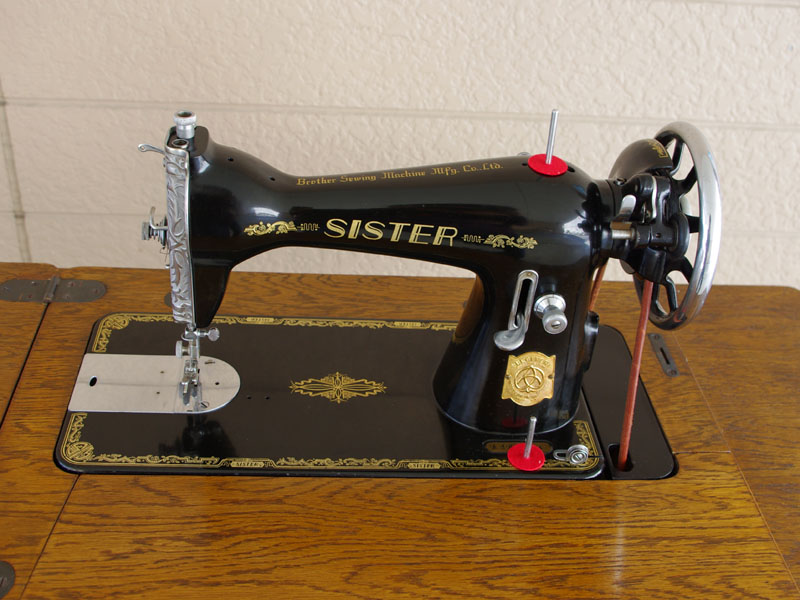 Brother “SISTER” ブラザー製足踏みミシン 足踏みミシン・手回しミシン