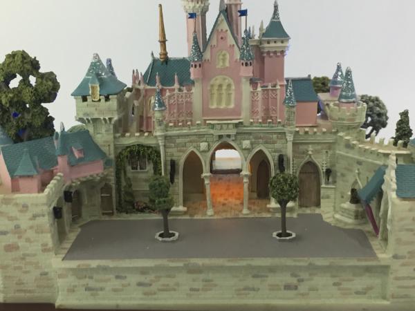 60周年を記念した特別仕様デザインのオルショウスキーの眠れる森の美女