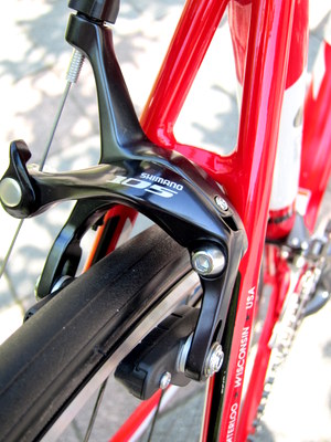 スペックにこだわったアルミロードバイクTREK(トレック)2.3 | 奈良