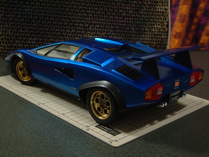 童友社 1/12 ランボルギーニカウンタックLP500S」の巻 | モデラーKの