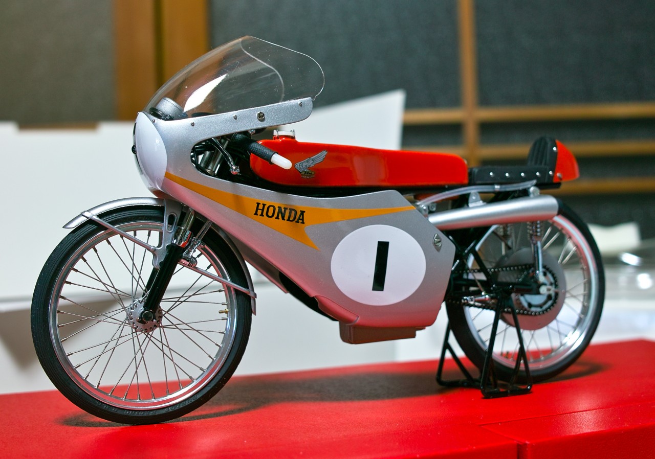 Honda Collection Hall 開館10周年記念ミニチュアモデルRC116 | Street