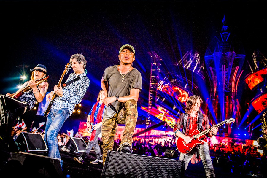 長渕剛 10万人オールナイト・ライヴ着用 ichiro氏&矢野一成氏衣装展示