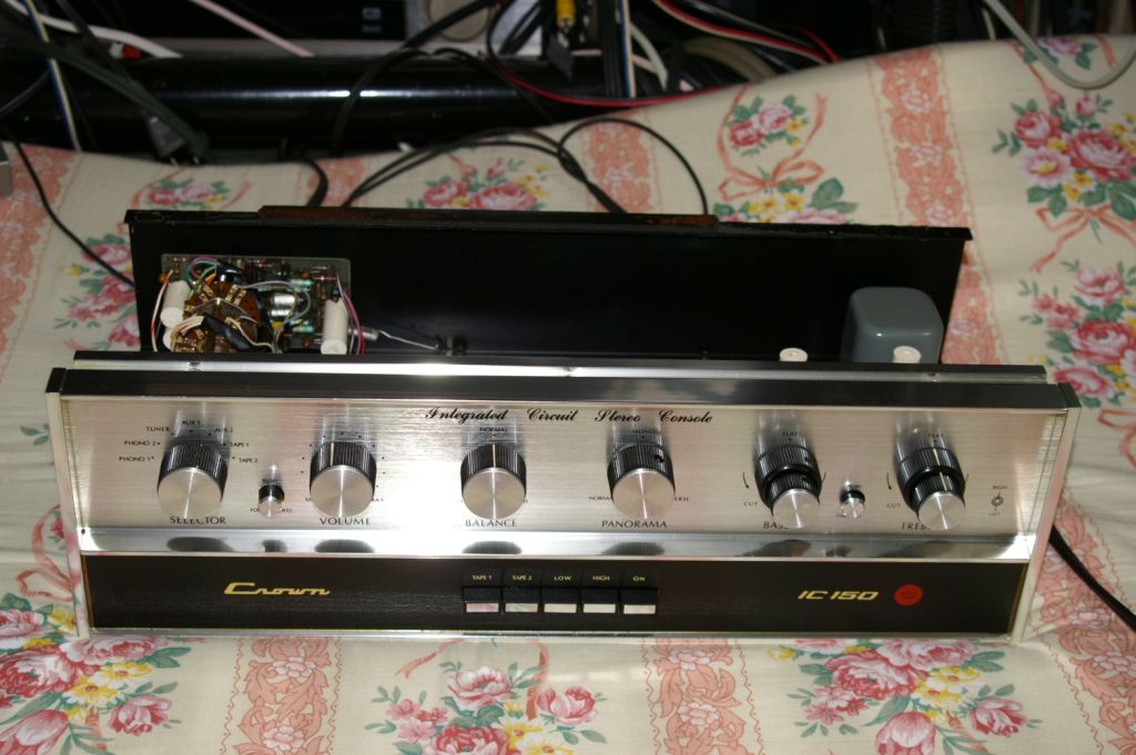 Crown プリアンプ IC-150型の修理