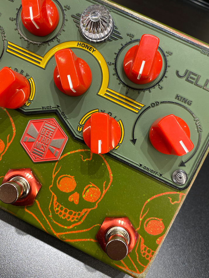 Beetronics Royal Jelly Custom Green/Orange Skulls Effects Pedal