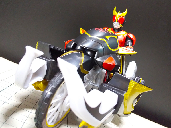 食玩 SO-DO CHRONICLE 仮面ライダークウガトライチェイサー2000＆装甲