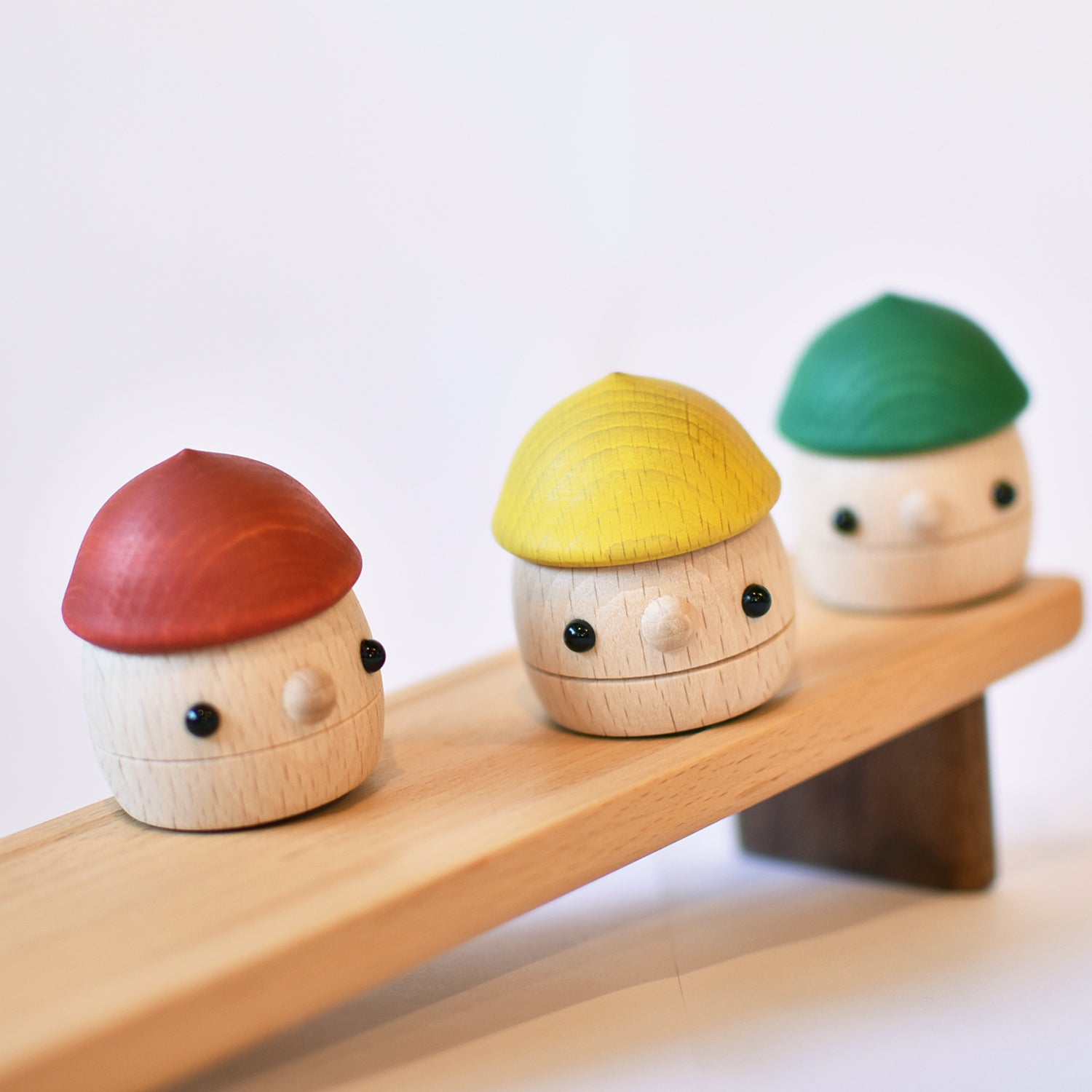 どんぐりころころ おもちゃ｜木のおもちゃ通販｜Comomg（こまむぐ