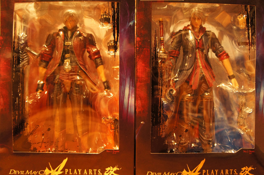 DMC4 PLAY ARTS改 DANTE & NERO を購入｜Devilish Design