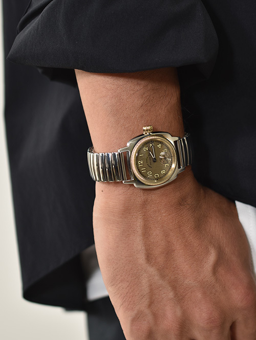 Vague Watch Coussin Early Extension を通販 | ETOFFE