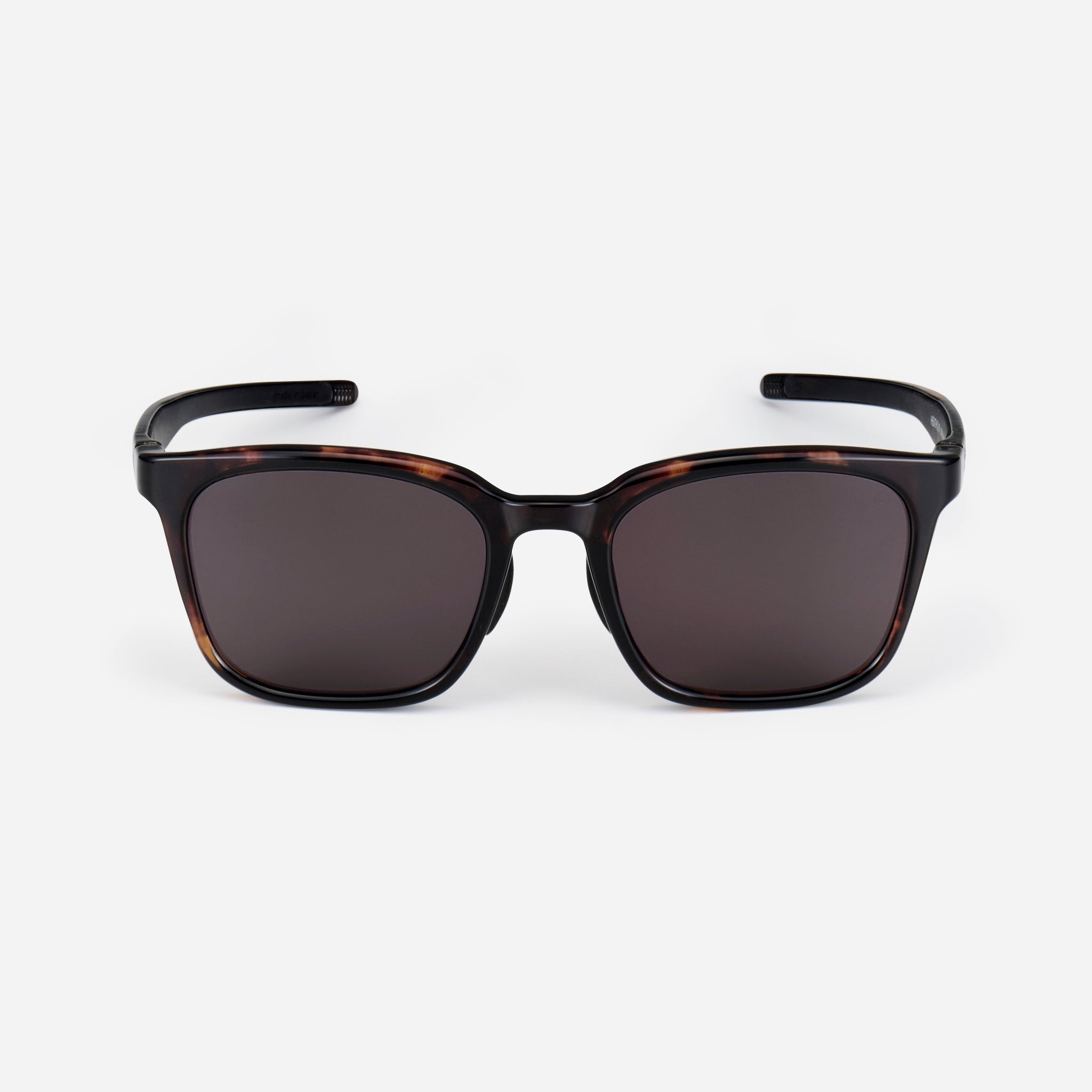 HEATH III (56) DM-DG-DK.GRY｜サングラスのEyevol（アイヴォル）公式