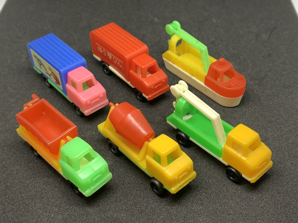 グリコのおまけ: フィギュアのあけぼの