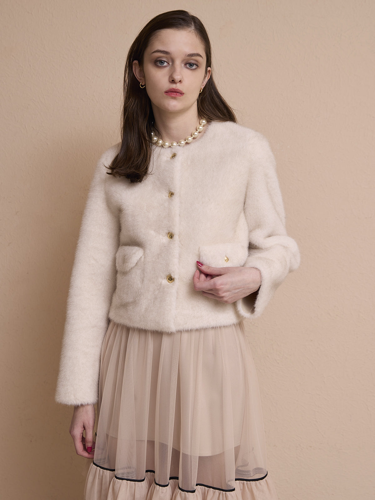 ゴールドボタンフェイクファージャケット