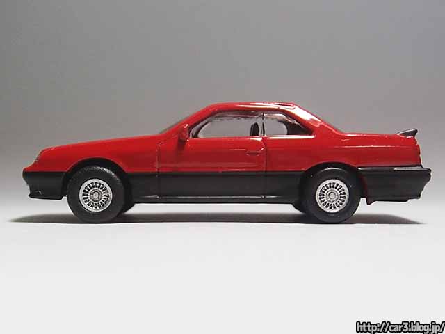 ガチャ京商で狙い目1／100日産スカイラインRS-X TURBO Cレッド