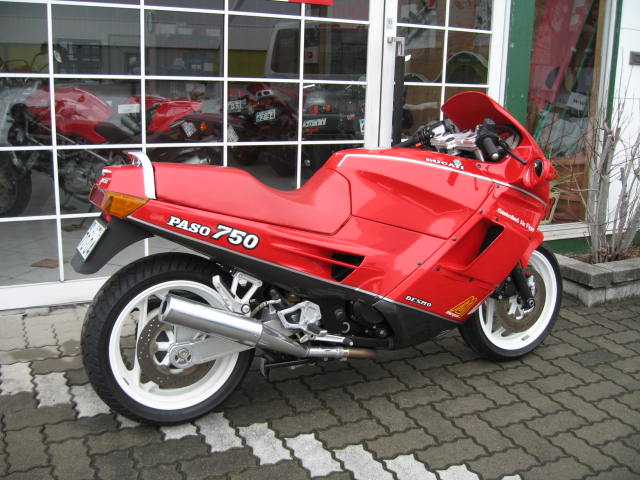 DUCATI 750 paso | DUCATI 販売店 FACTORY