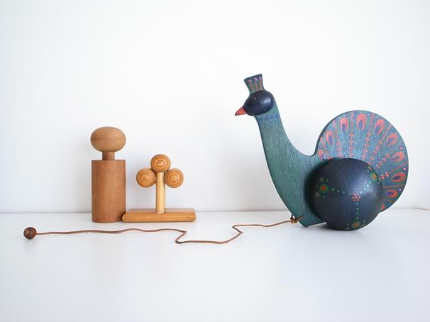 Breitschwerdt Peacock Pull Toy ブライトシュベルツ ピーコック
