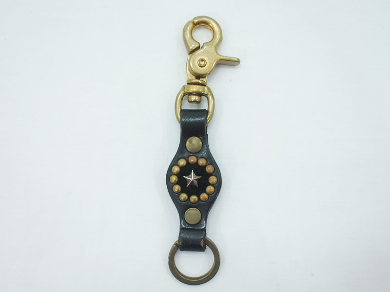 CALEE レザー キーホルダー スタッズ 黒 ブラック キャリー - ブランド