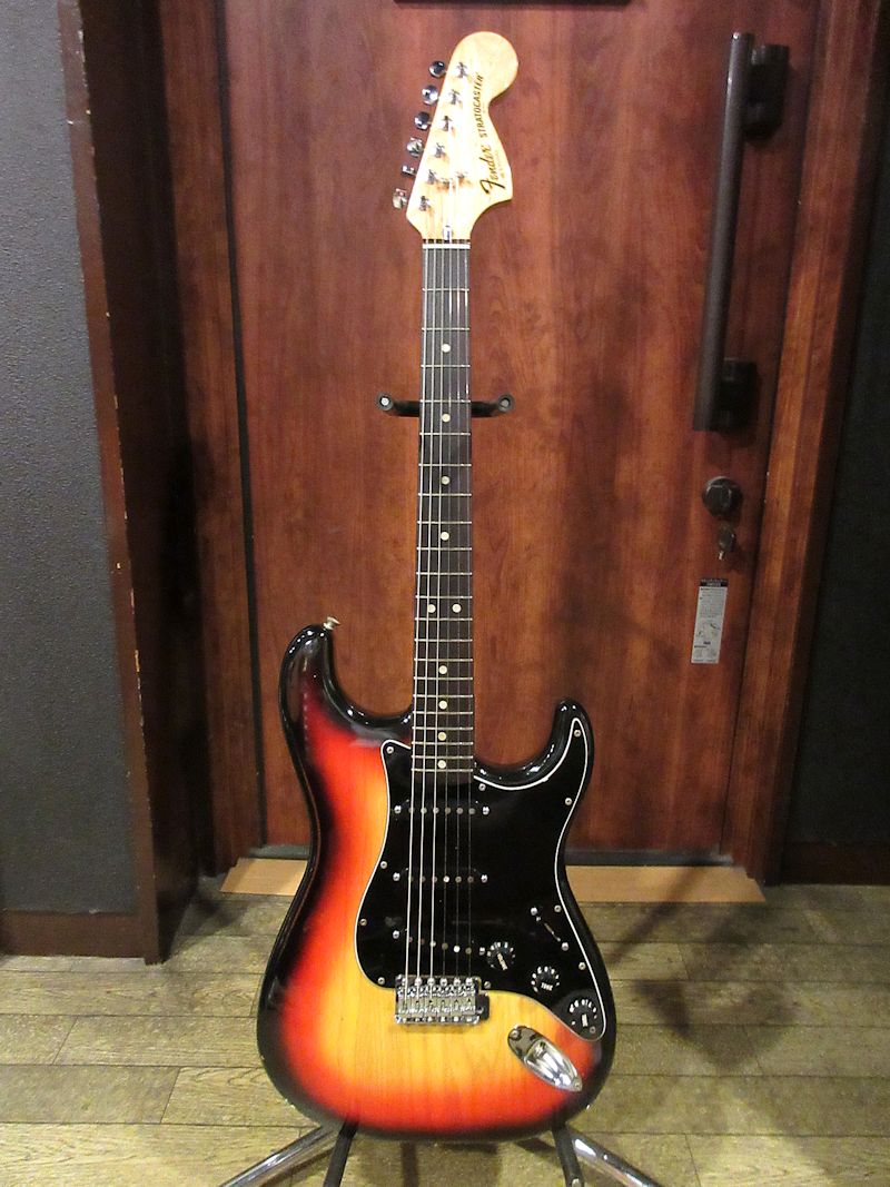 1979 Fender Stratocaster Sunburst/Rose - ヴィンテージギター買取り