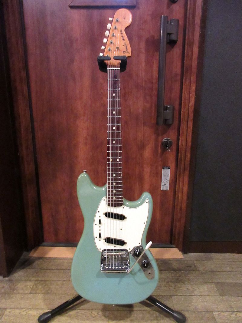 1966 Fender Mustang Blue - ヴィンテージギター買取り・販売のGuitarLicks