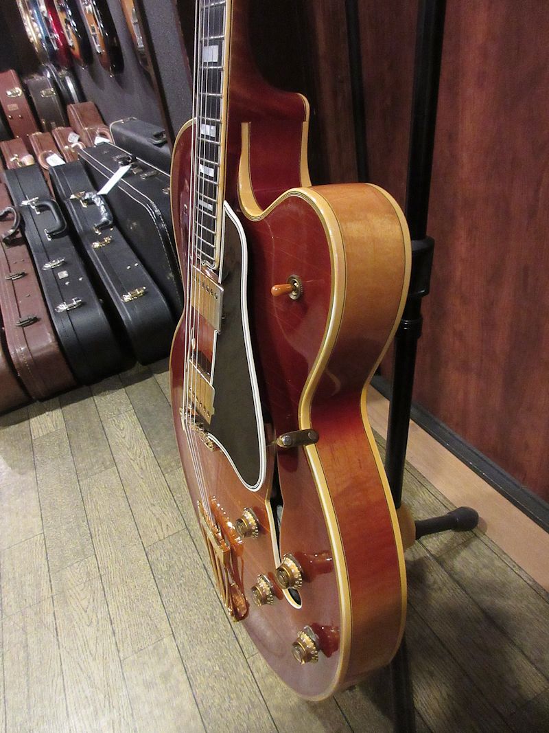 1958 Gibson Byrdland Sunburst - ヴィンテージギター買取り・販売の