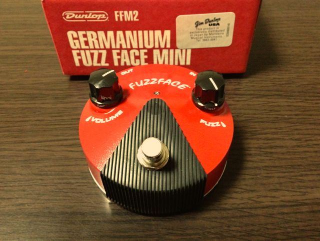 赤の Fuzz Face mini – guitars.grrr