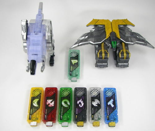 超多色発光剣 DXプリズムビッカー