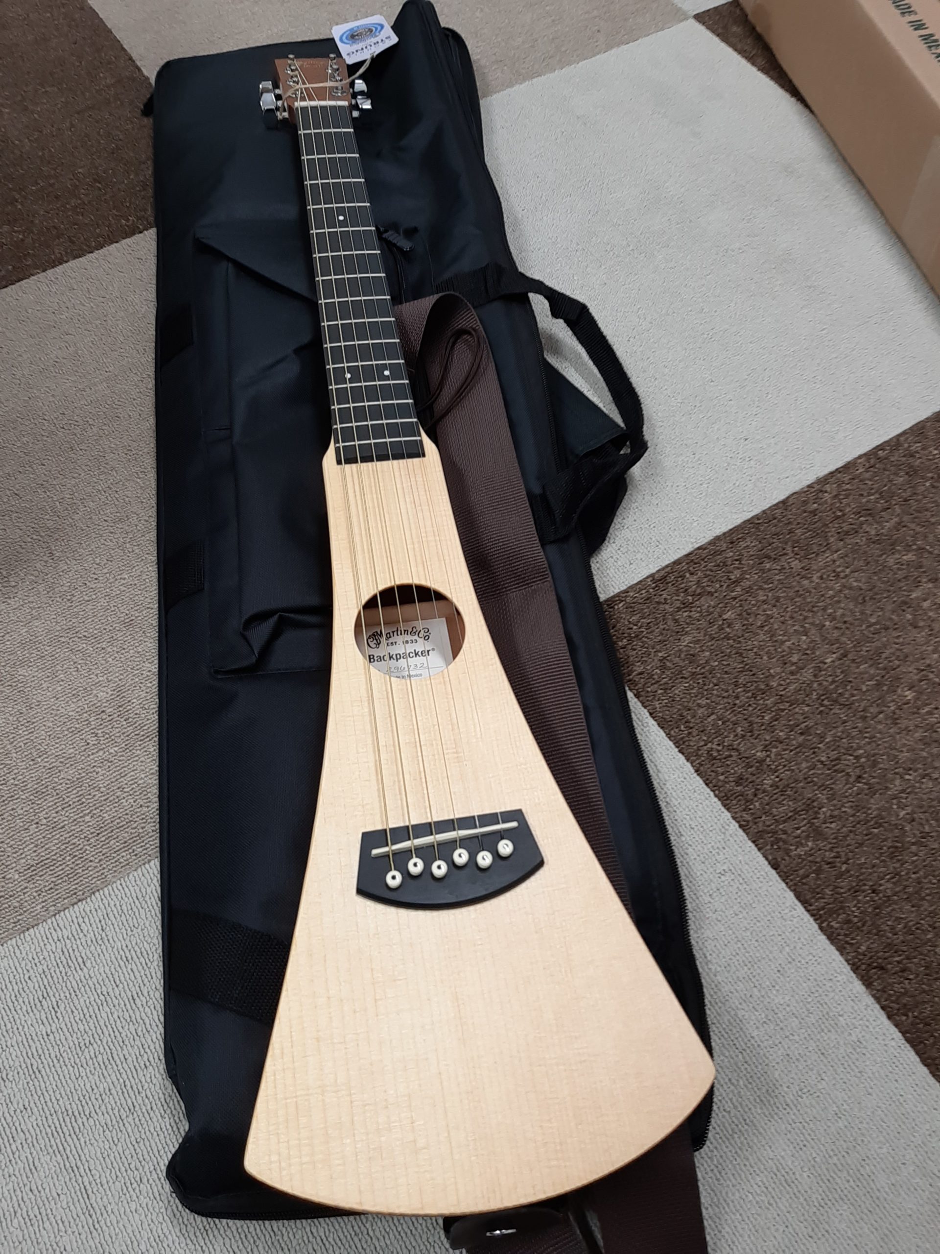 マーチン、バックパッカーの商品レビュー | 大阪府高槻市/ギター教室
