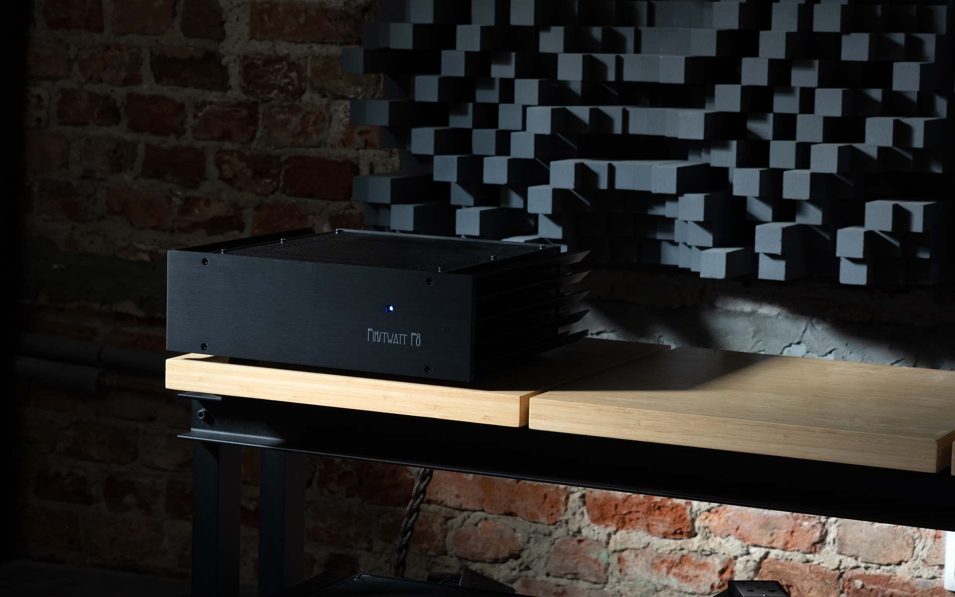 FirstWatt F8 – HiFi Knights