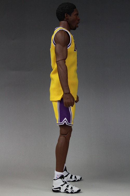 エンターベイの1/6リアルマスターピース / NBAコレクション: コービー