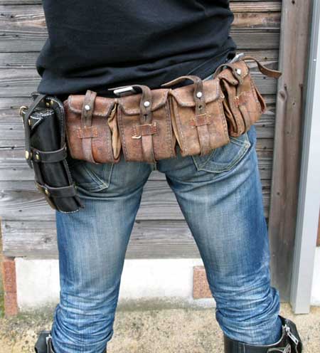 在庫残少】スウェーデン軍 5ポケット レザー バンダリア（バンドリア