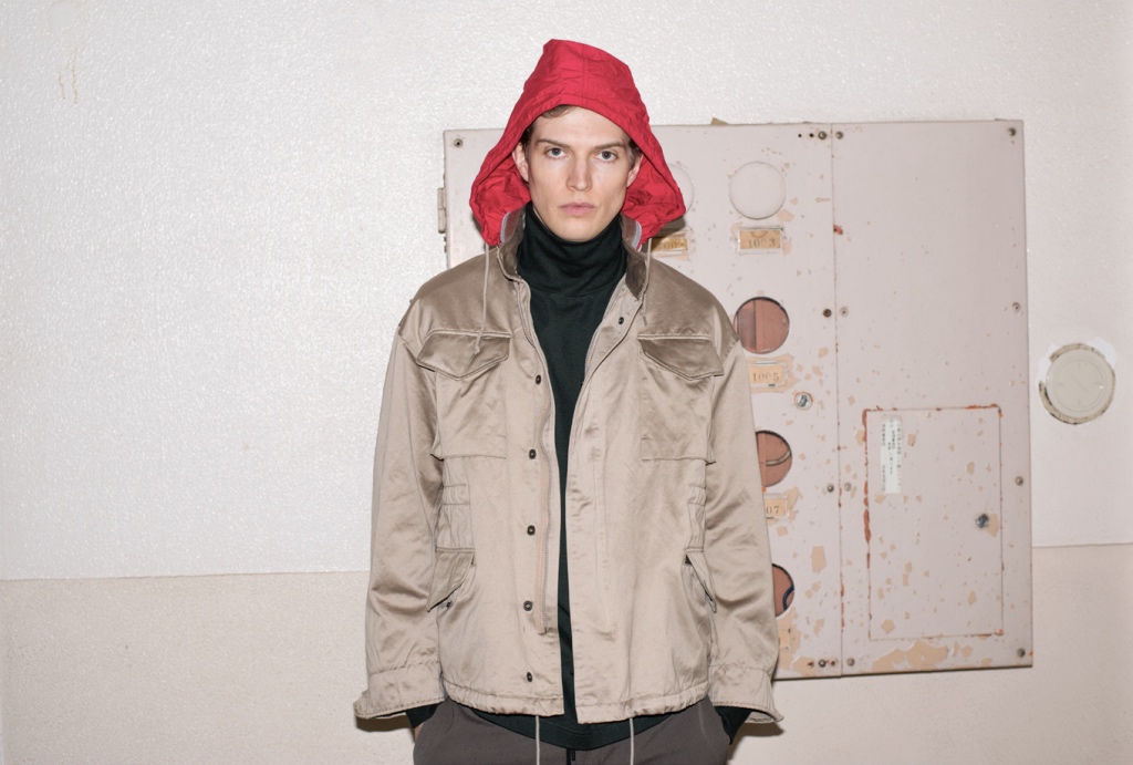 unfil】COTTON SATIN REVERSIBLE M65 FIELD JACKET | H U U K U