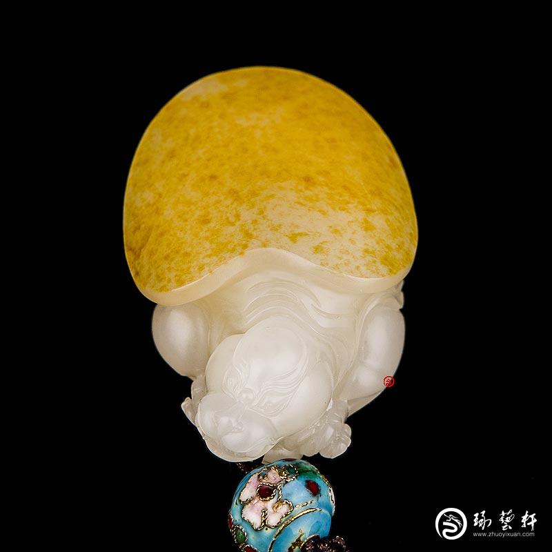 新疆和田玉黄皮白玉籽玉把件龙龟69克_琢艺轩和田玉