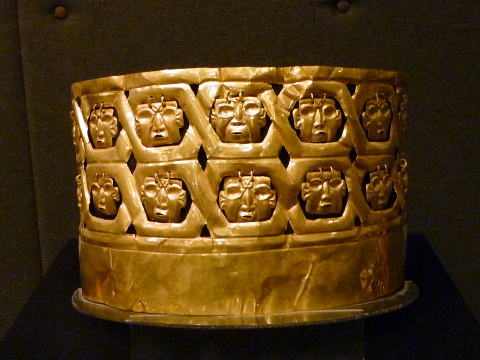 クントゥル・ワシ