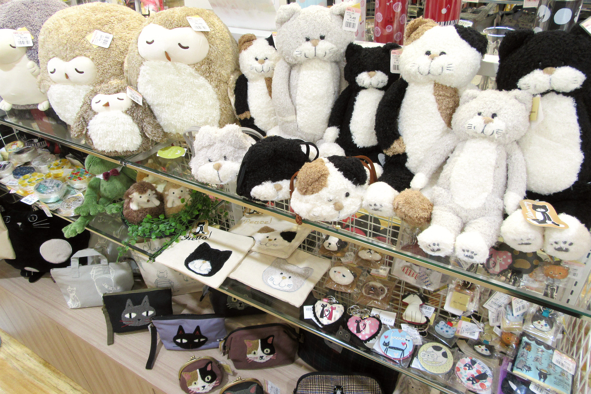 ねこのチャーミーシリーズ | ZAKKA & COSME じゅん TONAMI