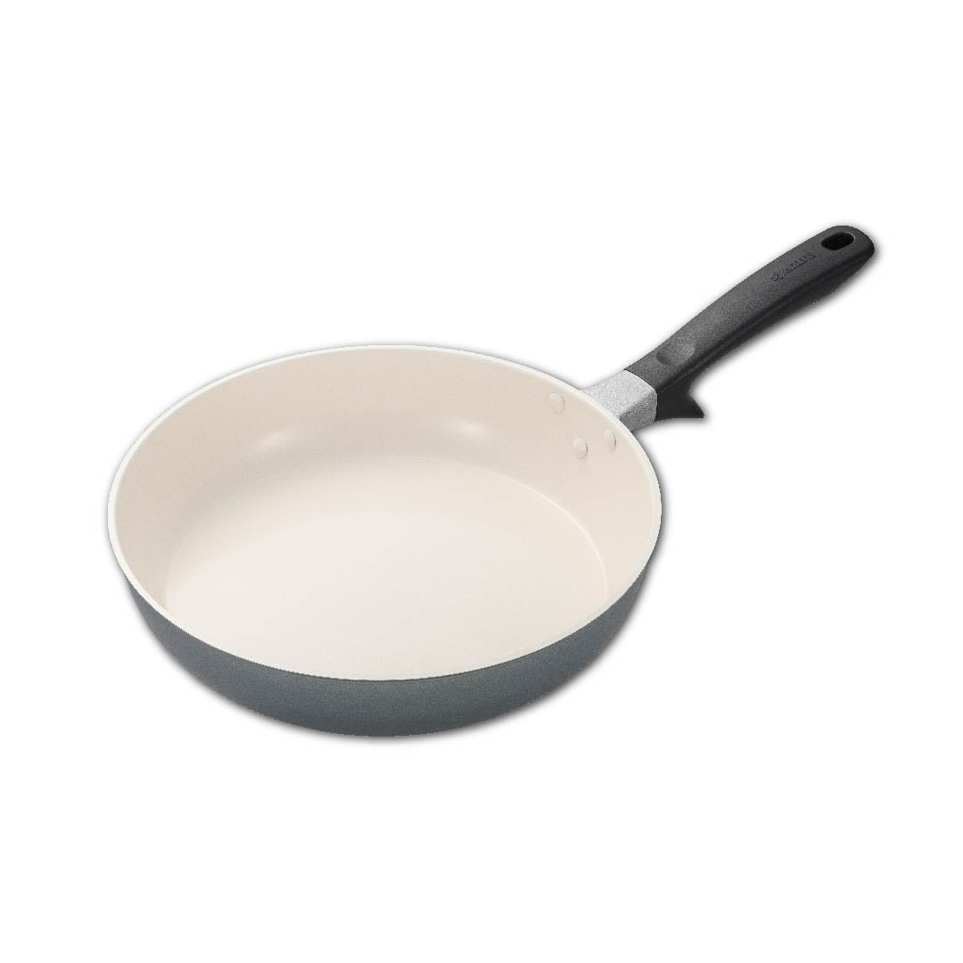 公式】京セラ セラブリッド フライパン 28cm（ガス火専用） – 京セラ
